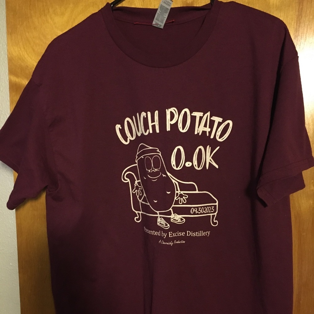 Very good condition gildan couch potato T shirt